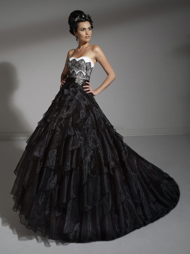 Чёрное свадебное платье — стильно, изящно, благородно, фото № 28