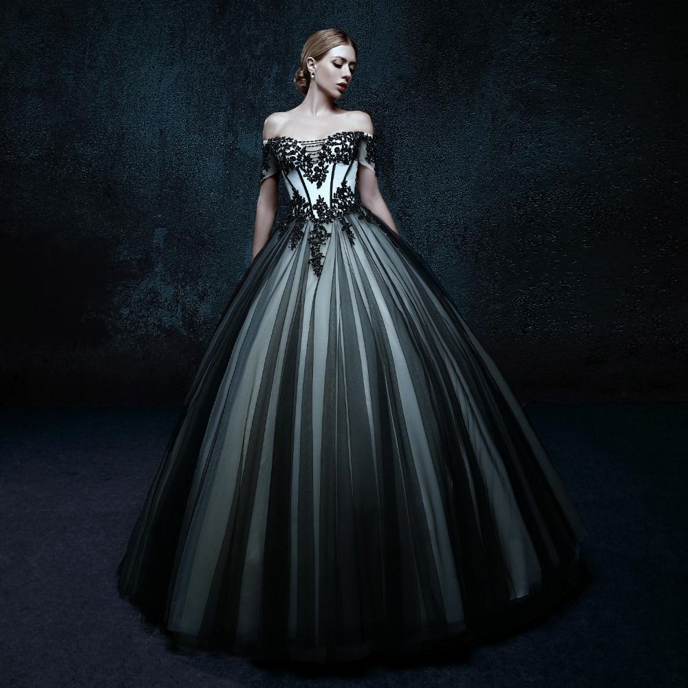 Чёрное свадебное платье — стильно, изящно, благородно, фото № 29